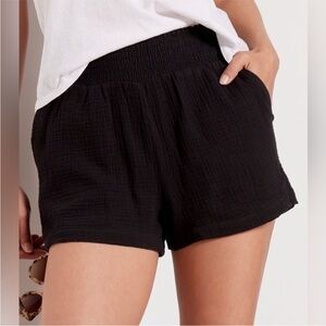 Evereve Mara Black Cotton Gauze Pull-On Shorts Elastic Waist Made in USA
